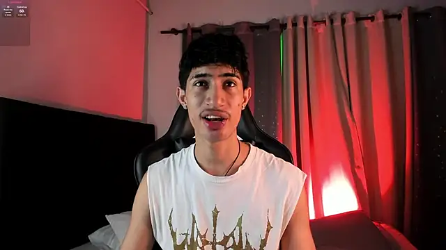 Snapshot of NovaaWheler chatting on 09-26-25, 03:49 NovaaWheler online show from 09-26-25, 03:49