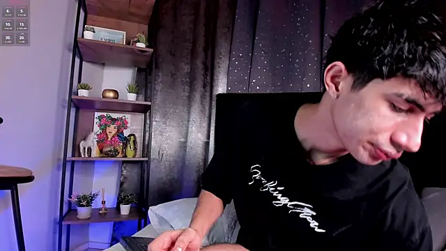 Snapshot of NovaaWheler chatting on 10-29-25, 01:57 NovaaWheler online show from 10-29-25, 01:57