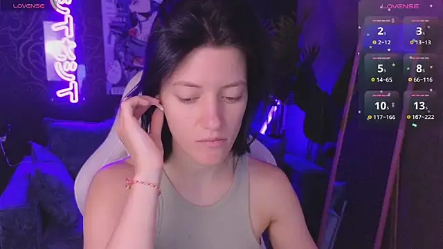 roxy riot  online show from 04-03-26, 01:25