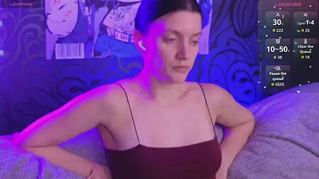 roxy riot  online show from 04-09-26, 06:19