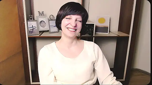  AngeliaFlow  online show from 03-31-26, 08:59