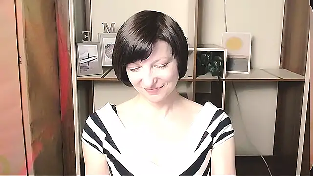  AngeliaFlow  online show from 04-30-26, 08:53