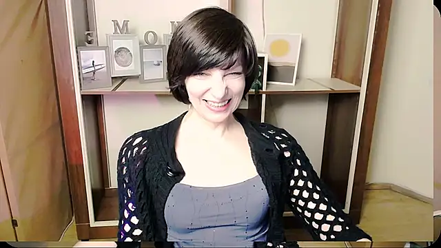  AngeliaFlow  online show from 05-21-26, 07:59