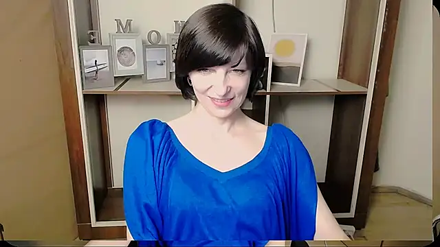  AngeliaFlow  online show from 05-26-26, 07:37