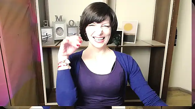  AngeliaFlow  online show from 06-01-26, 08:05