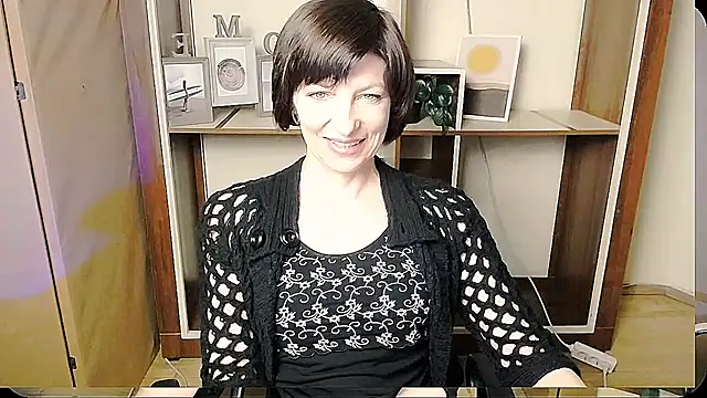  AngeliaFlow  online show from 06-08-26, 06:03