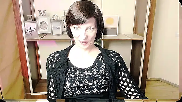  AngeliaFlow  online show from 06-17-26, 08:06