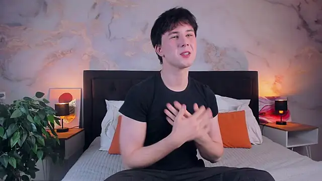 AdrianoAubert online show from 11-11-25, 03:17