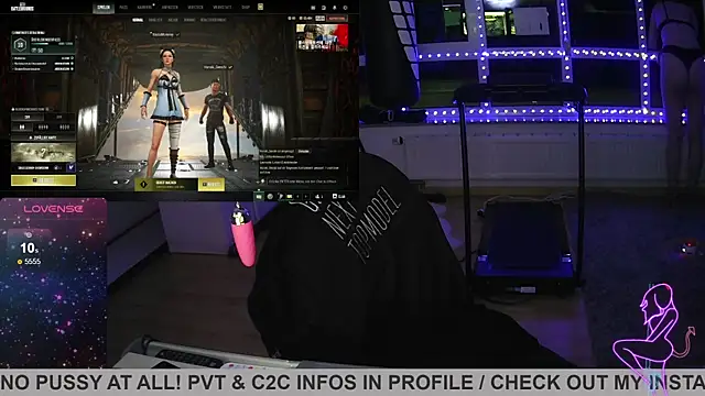 Snapshot of Gamergirl-Linela chatting on 03-22-25, 01:22 Gamergirl-Linela online show from 03-22-25, 01:22