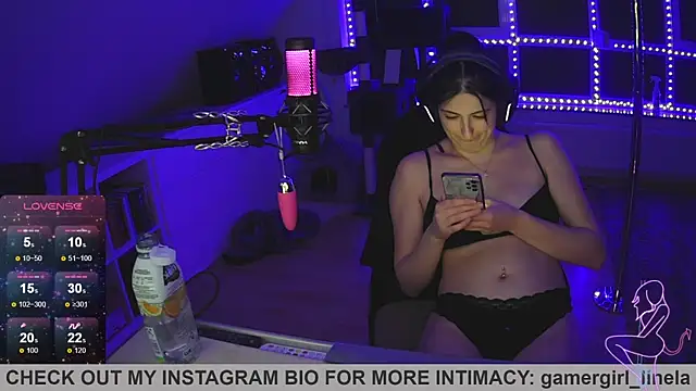 Snapshot of Gamergirl-Linela chatting on 10-02-25, 03:13 Gamergirl-Linela online show from 10-02-25, 03:13