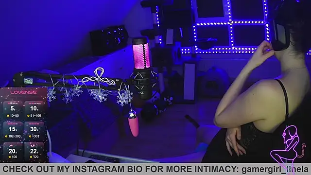 Snapshot of Gamergirl-Linela chatting on 11-11-25, 05:40 Gamergirl-Linela online show from 11-11-25, 05:40