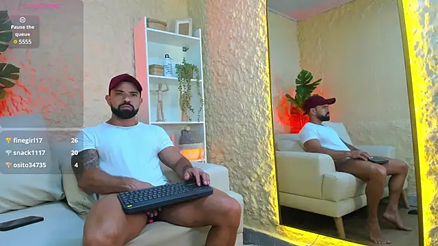 Maofenix online show from 02-13-25, 04:54