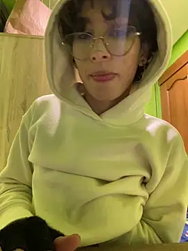 stormmart18 online show from 02-05-25, 10:22