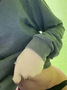 stormmart18 online show from 02-08-25, 12:17