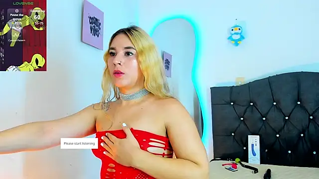 Vickyallien online show from 11-28-25, 04:20