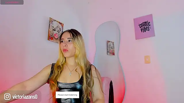 Vickyallien online show from 04-18-26, 03:05