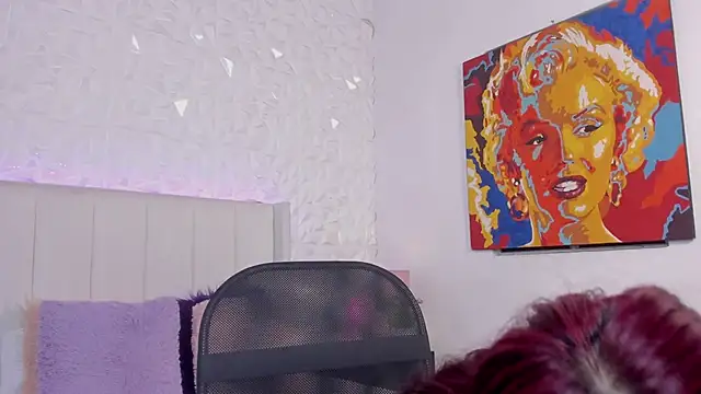 Snapshot of Mirandaa_Rogers chatting on 10-17-25, 07:05 Mirandaa Rogers online show from 10-17-25, 07:05