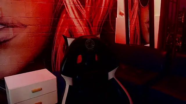 Rouse darkk online show from 04-19-26, 06:10