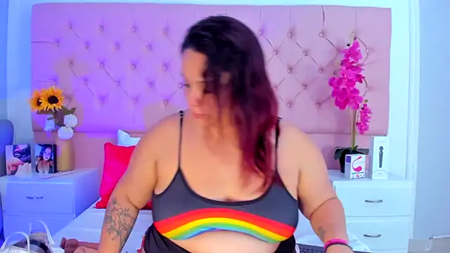 KourtneyEvans online show from 03-19-25, 05:17