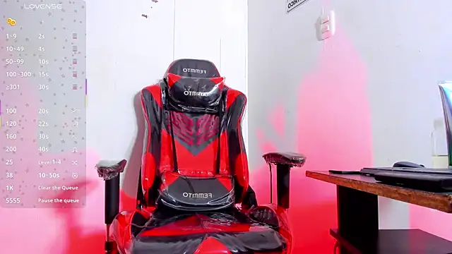 Snapshot of Brianna_Hard chatting on 03-16-25, 04:52 Brianna Hard online show from 03-16-25, 04:52