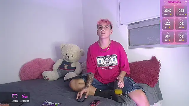 Snapshot of Brianna_Hard chatting on 09-10-25, 02:11 Brianna Hard online show from 09-10-25, 02:11