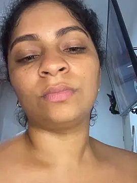 Snapshot of Tana_latin chatting on 02-25-25, 03:20 Tana latin online show from 02-25-25, 03:20