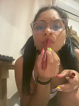 Snapshot of Tana_latin chatting on 02-26-25, 01:11 Tana latin online show from 02-26-25, 01:11