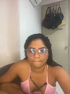 Snapshot of Tana_latin chatting on 02-27-25, 01:16 Tana latin online show from 02-27-25, 01:16