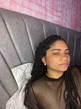 Snapshot of Tana_latin chatting on 03-01-25, 04:37 Tana latin online show from 03-01-25, 04:37