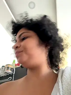 Snapshot of Tana_latin chatting on 11-16-25, 01:28 Tana latin online show from 11-16-25, 01:28