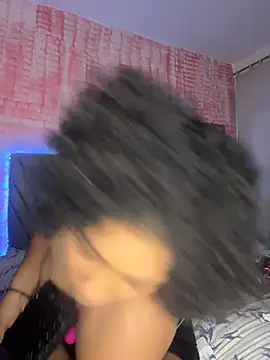 Snapshot of Tana_latin chatting on 12-04-25, 12:20 Tana latin online show from 12-04-25, 12:20