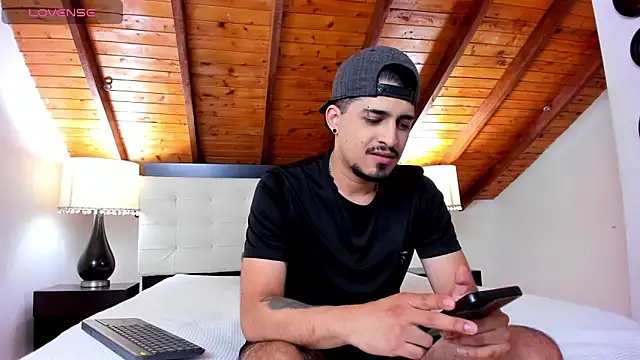 Sebastian Berne online show from 11-17-25, 07:19