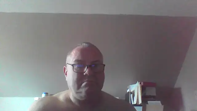 mkestr69 online show from 05-01-26, 07:51