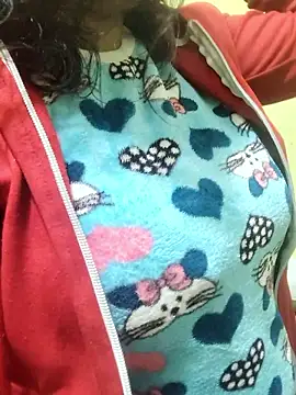 Your cutiepie  online show from 01-09-26, 06:31