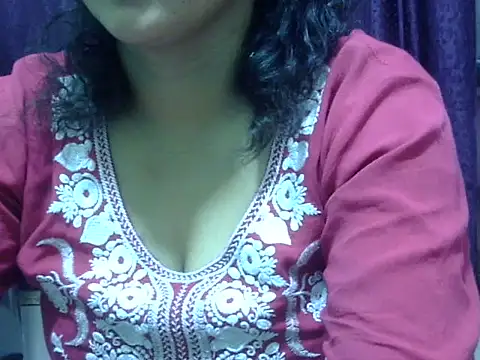 Your cutiepie  online show from 05-27-26, 01:30