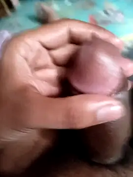 Snapshot of Yashkumar_0697 chatting on 02-17-25, 09:24 Yashkumar 0697 online show from 02-17-25, 09:24