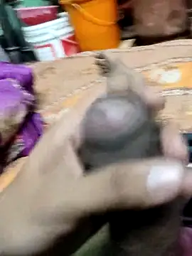 Snapshot of Yashkumar_0697 chatting on 02-24-25, 06:04 Yashkumar 0697 online show from 02-24-25, 06:04