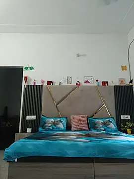 Snapshot of shnaz_1 chatting on 07-02-26, 03:23 shnaz 1 online show from 07-02-26, 03:23