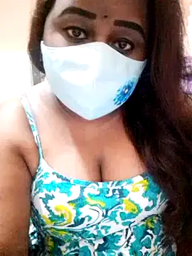 Snapshot of dolly_telugu01 chatting on 03-12-25, 09:03 dolly telugu01 online show from 03-12-25, 09:03