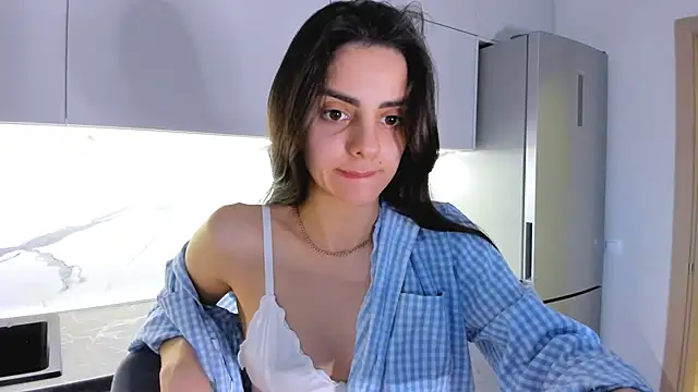 EmiliaZen online show from 03-07-25, 12:15