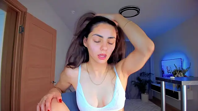 EmiliaZen online show from 10-29-25, 01:13