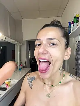 PlayfulShow online show from 06-04-26, 09:37