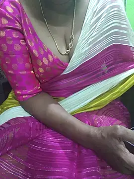 niiveditha online show from 12-14-25, 01:33