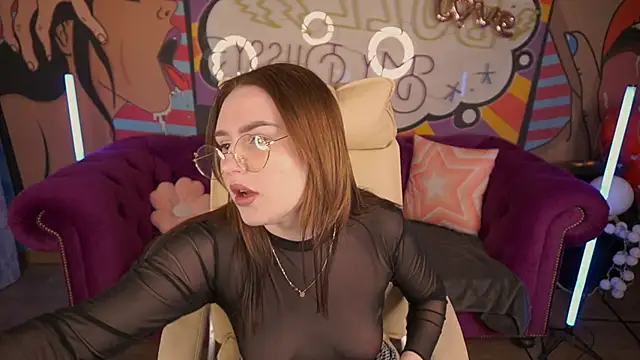 Snapshot of DivineJass chatting on 03-07-25, 09:17 DivineJass online show from 03-07-25, 09:17