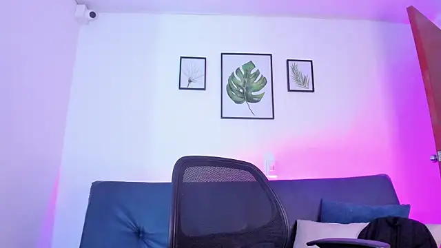 Tatianaaxh online show from 03-04-25, 08:27