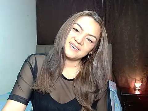 Snapshot of PenelopeMist chatting on 04-14-26, 03:23 PenelopeMist online show from 04-14-26, 03:23
