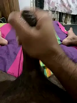 Snapshot of lalakadl chatting on 09-21-25, 03:35 lalakadl online show from 09-21-25, 03:35