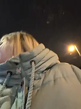 Snapshot of Sexybiene969 chatting on 11-24-25, 05:12 Sexybiene969 online show from 11-24-25, 05:12