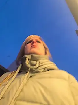 Snapshot of Sexybiene969 chatting on 01-11-26, 03:50 Sexybiene969 online show from 01-11-26, 03:50