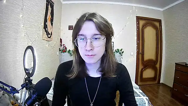 Snapshot of tangerine4dreams chatting on 02-11-25, 10:15 tangerine4dreams online show from 02-11-25, 10:15